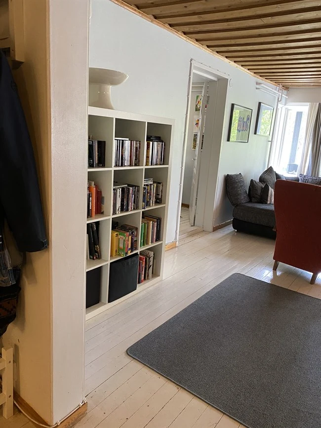 Kuvernöörintien asumisyhteisö, Helsinki