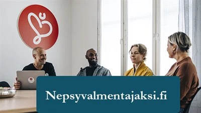 Ihmisiä kokouspöydän ääressä. Teksti Nepsvalmentajaksi.fi.
