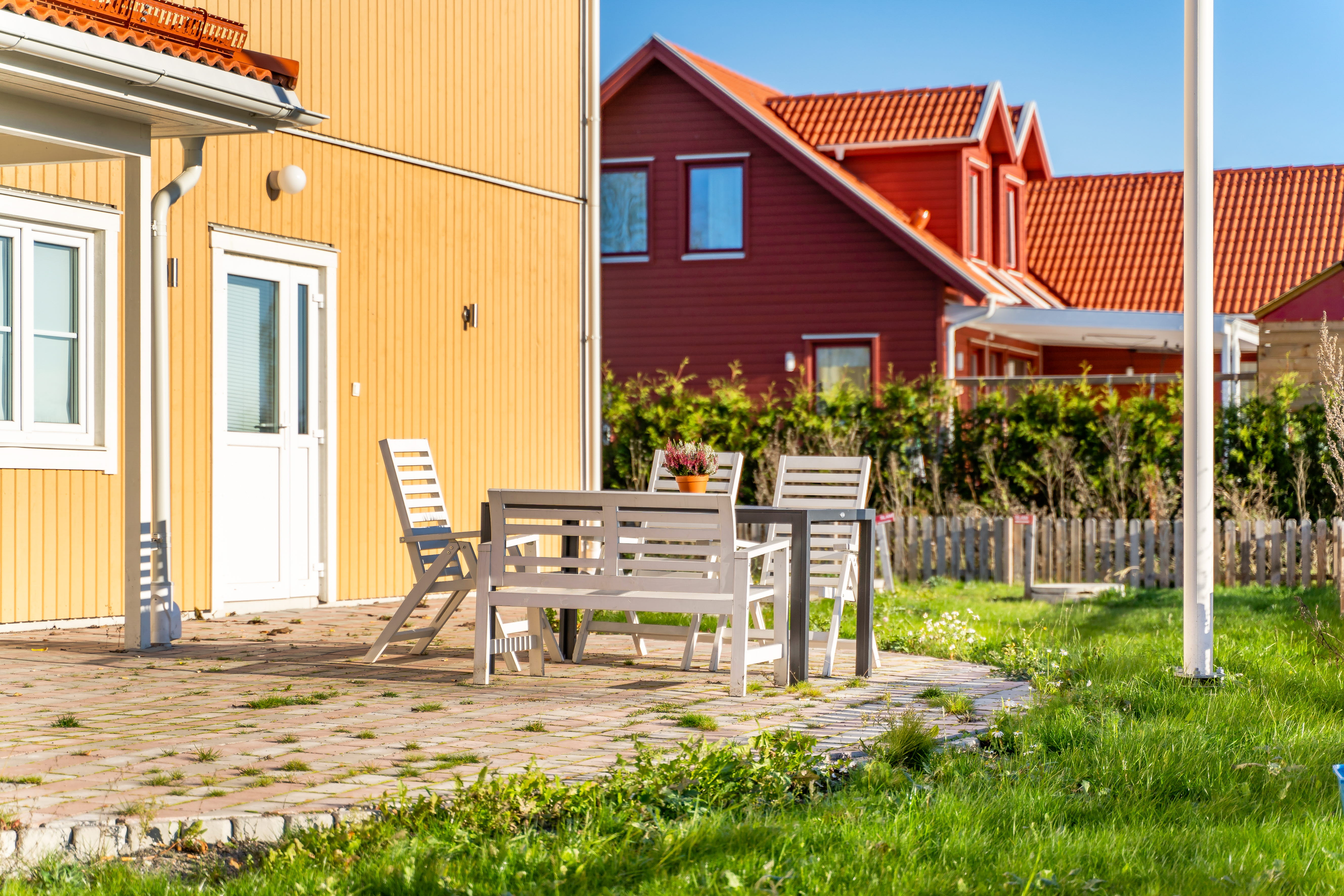 A small house in a yard