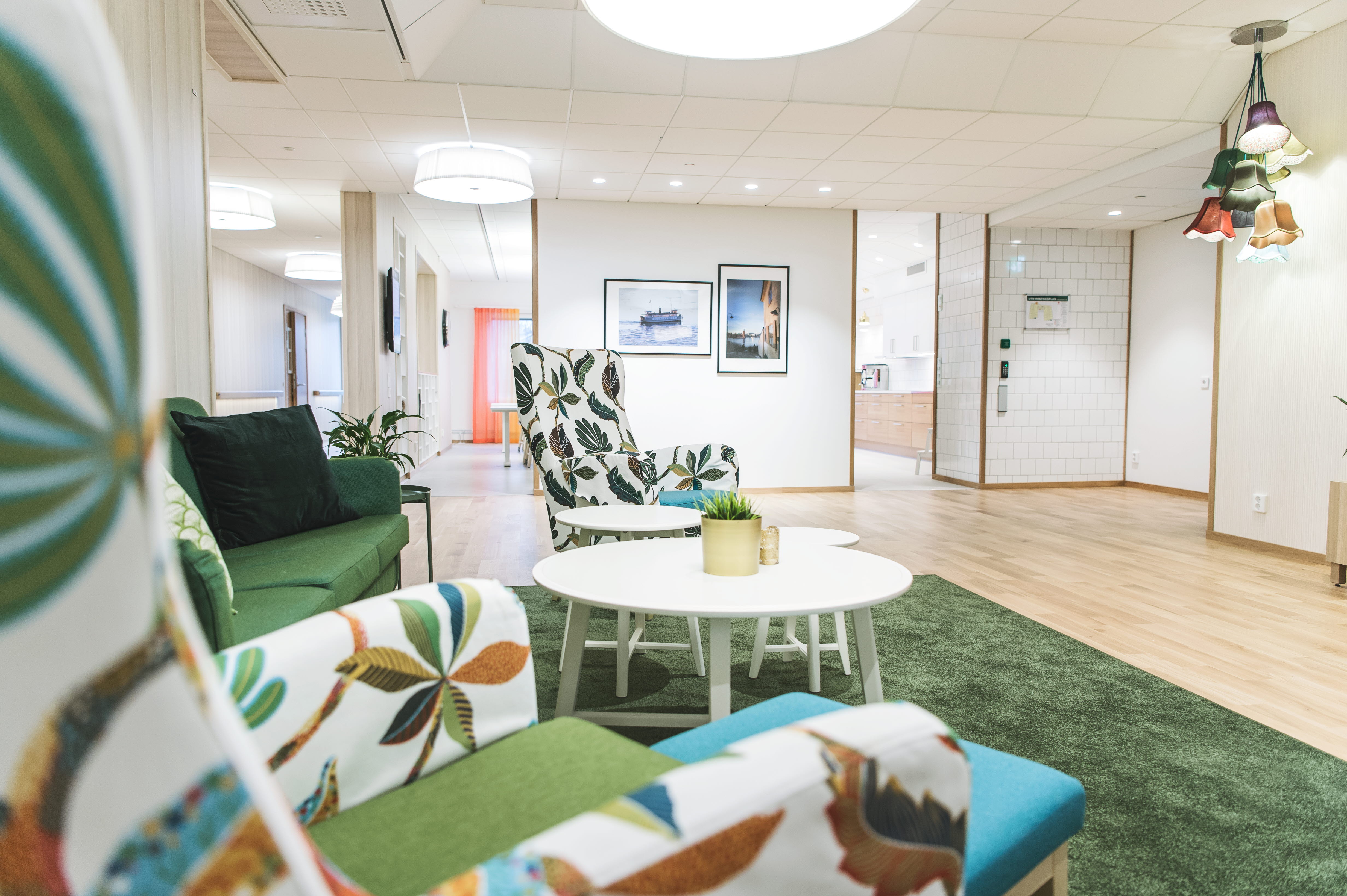 A room filled with furniture and a rug