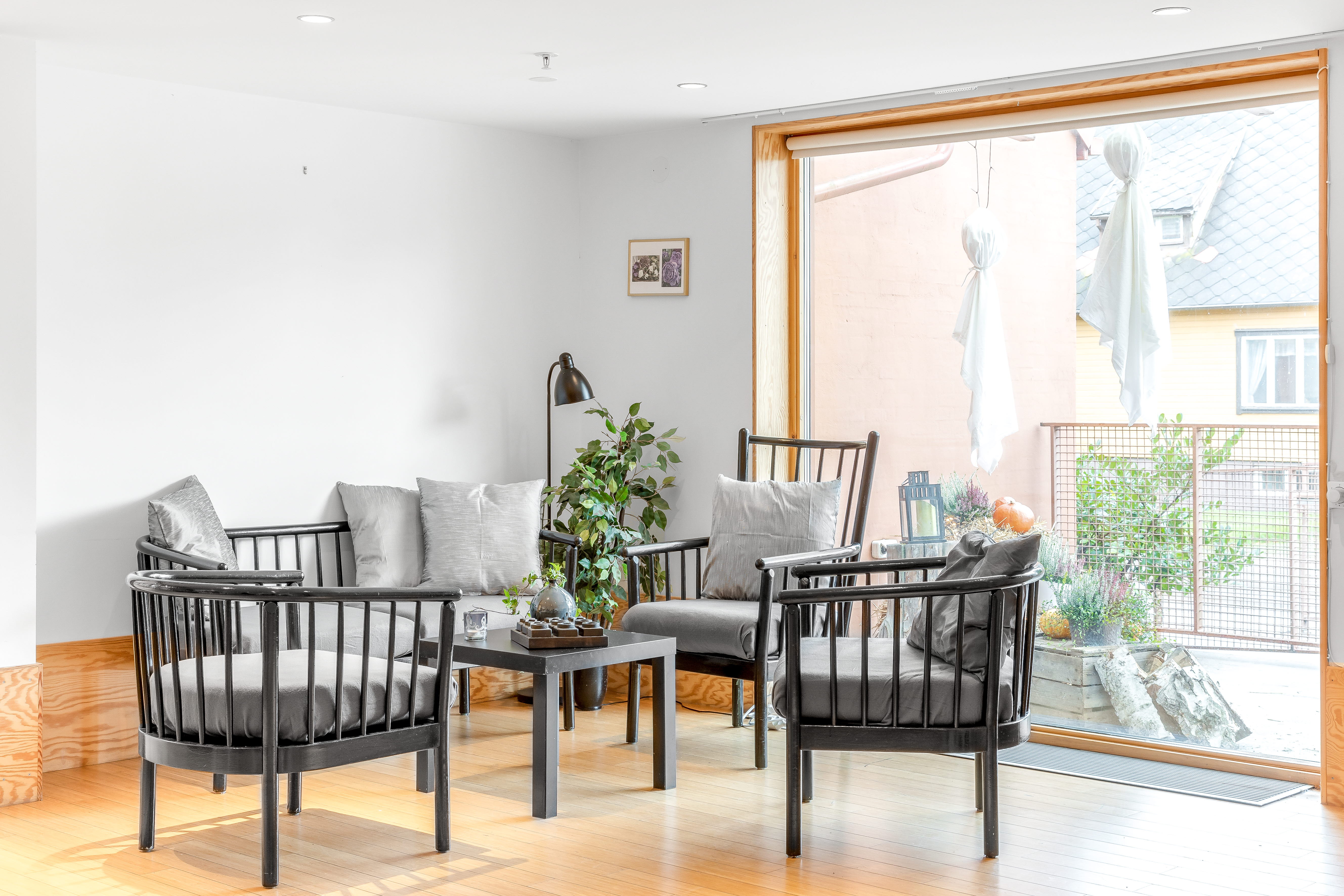 A dining room table