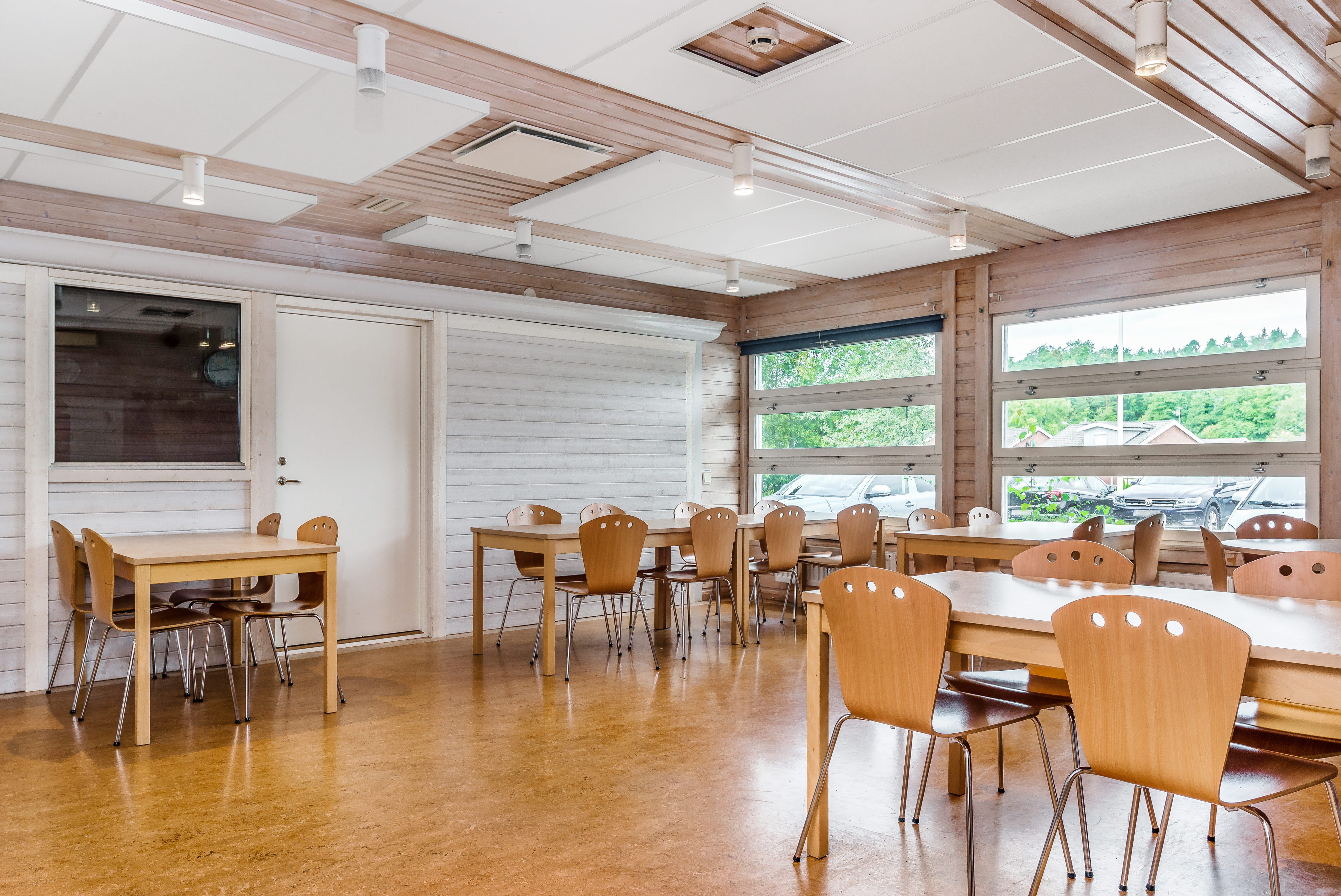 A dining room table