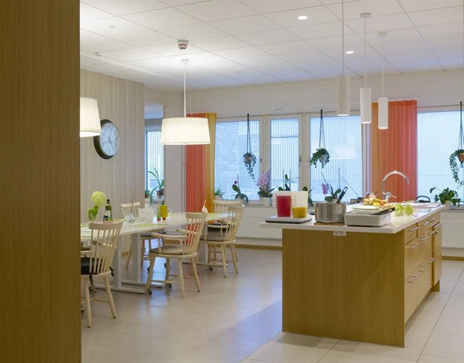 A large and bright kitchen