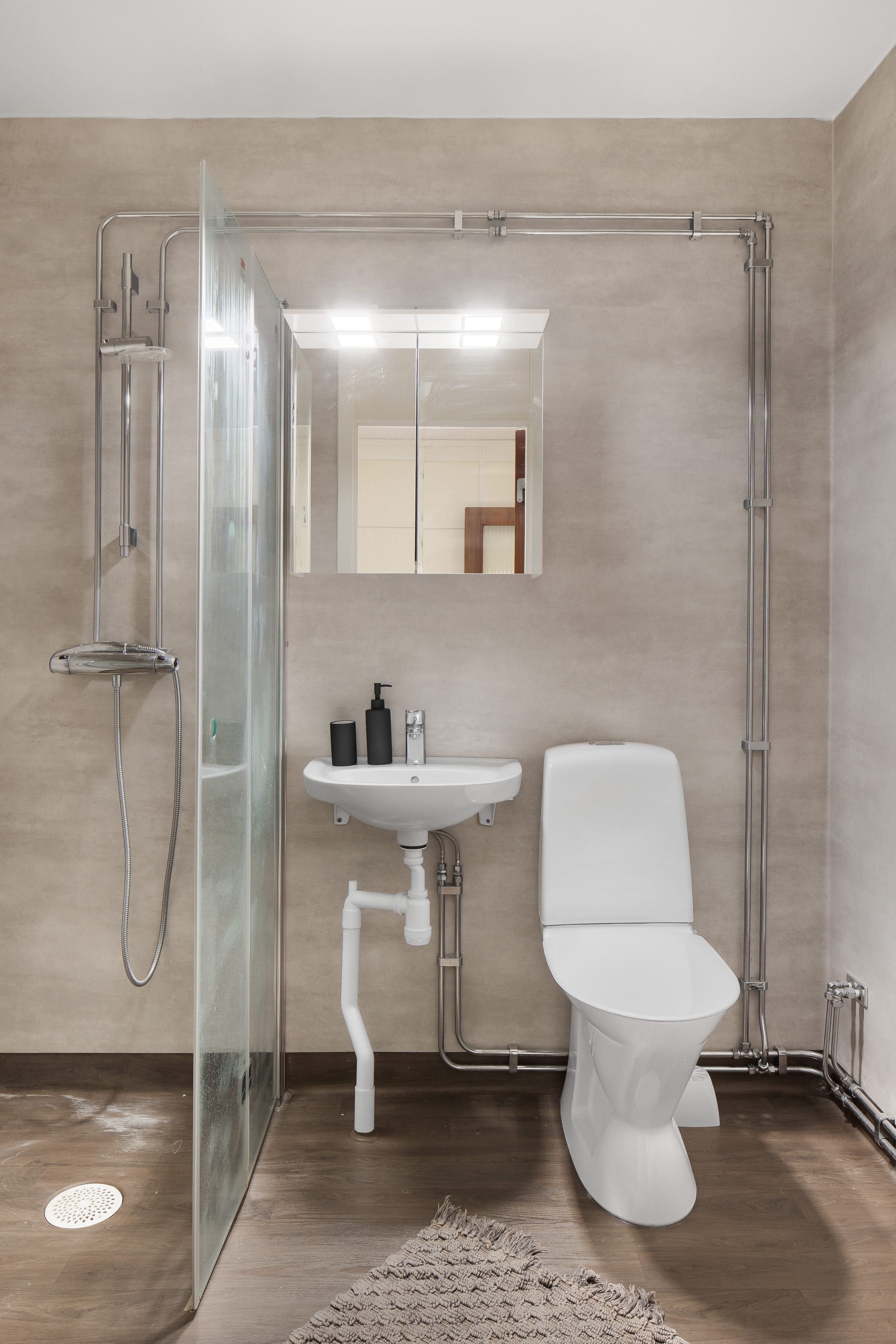 A glass shower door