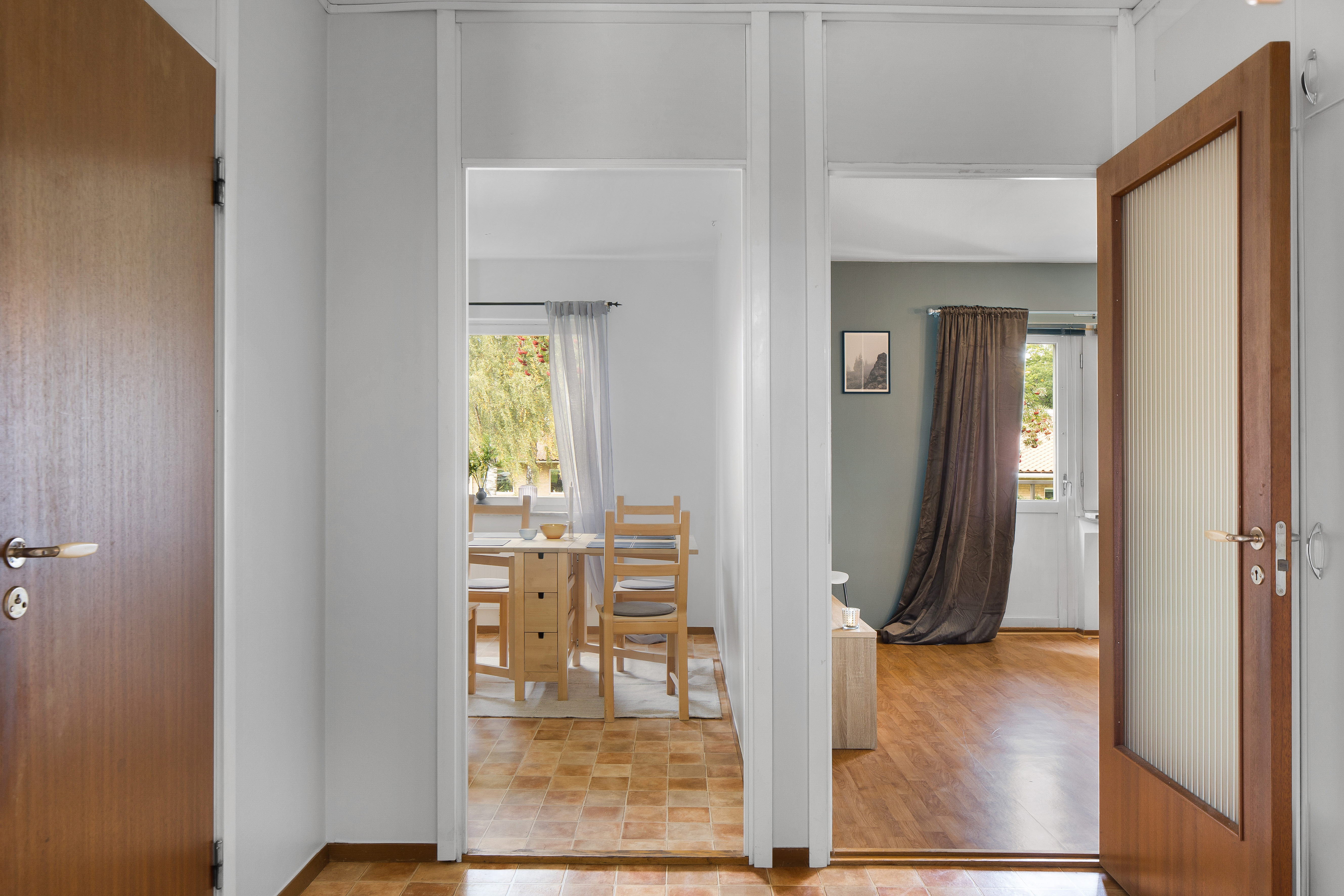 A view of a living room