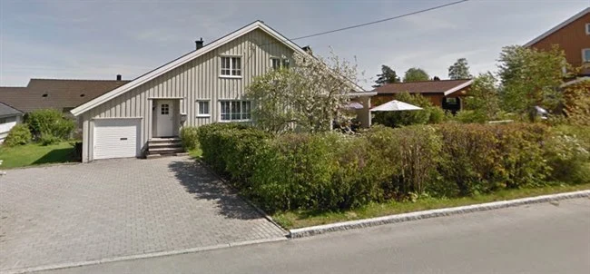 Bilde av fasaden til boligen i Gjøvik